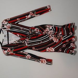 Perfect date night long sleeve floral dress